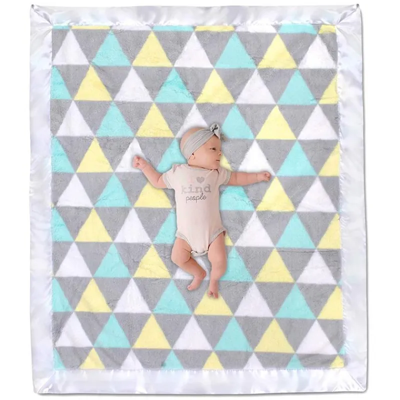 ad_sutton__cobertor_de_pe_SKUF4byZf5V_5.webp United Pacific Designs AD Sutton - Cobertor de pelúcia unissex com estampa de triângulo com acabamento em cetim multi Hot
