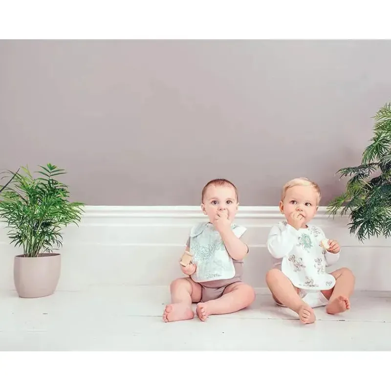 aden__anais__babadores_sn_SKUR8C8PHZK_1.webp Aden + Anais - Babadores Snap, Rei Leão Fashion