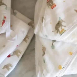 Aden + Anais - Conjunto de 3 toalhas de rosto de elefante Circus Online