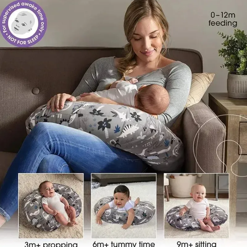 almofada_de_alimentao_e_a_SKU2bHwLxMj_5.webp Boppy Almofada de alimentação e apoio infantil - dinossauros cinza Clearance