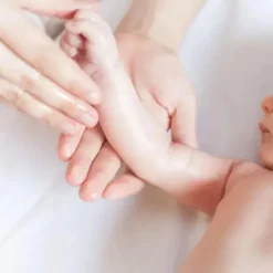 Baby Jolie - Baby Oil Gel Hidratação Intensiva 8 Oz Outlet