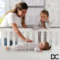 Crane Berço e colchão infantil Delta Morning Dove de dupla face Fashion