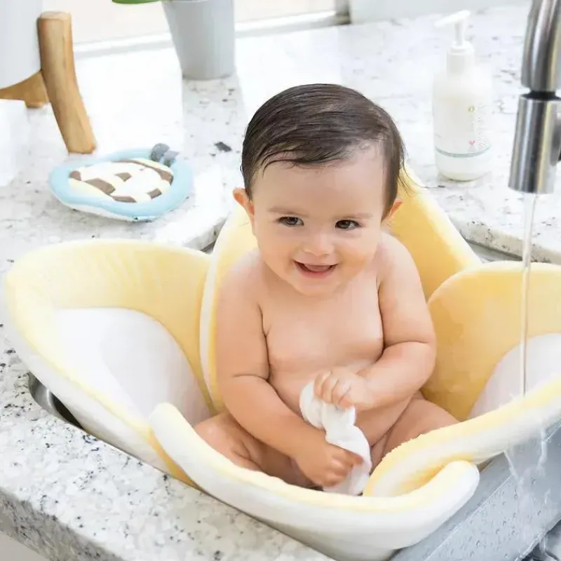 blooming_bath_lotus__lotu_SKUjDVDMfgD_0.webp Blooming Bath Lotus - Lotus, Amarelo/Branco/Cinza Outlet