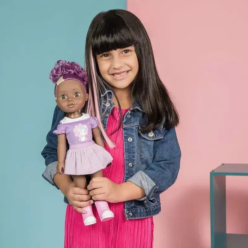 boneca_adora_be_bright__s_SKU5aiXE1AH_5.webp Adora Boneca Be Bright - Savannah Clearance