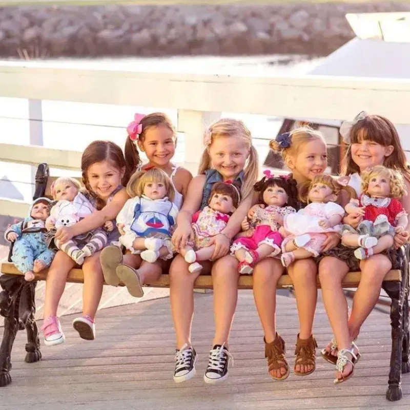 boneca_adora_pinafour_sea_SKUOAq6QZD6_5.webp Adora Boneca Pin-A-Four Seasons 20 Pnk & Branco Best