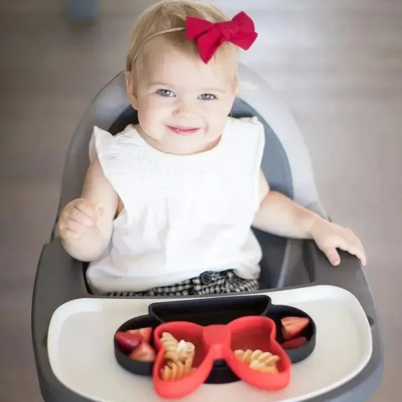 bumkins__prato_com_ala_de_SKUnPJoOC42_3.webp Bumkins - Prato com alça de silicone Minnie Mouse Outlet
