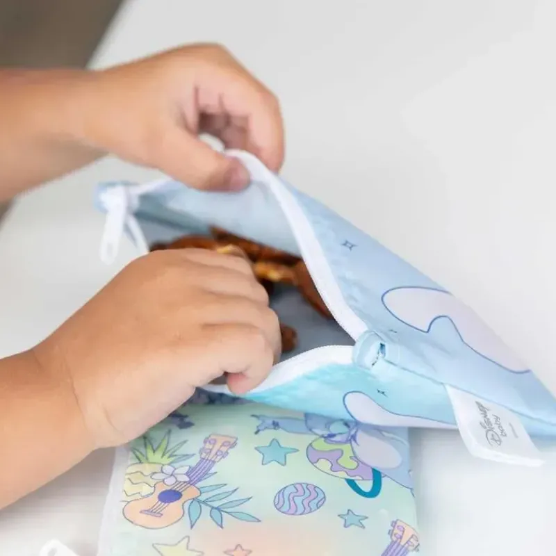 bumkins__saco_pequeno_par_SKUwpv5bLLg_1.webp Bumkins - Saco pequeno para lanches 2, Stitch Outlet