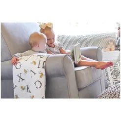 Burt's Bees Baby Burts Bees 100% algodão orgânico reversível ABC cobertor para bebê Fashion