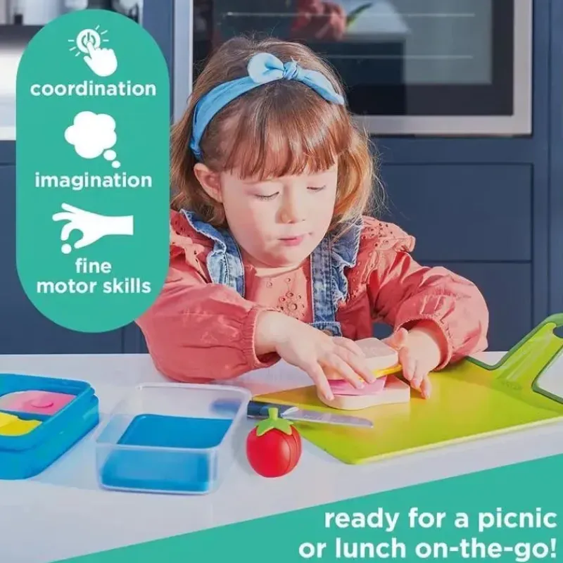 casdon__conjunto_de_prepa_SKU5siFLsen_4.webp Casdon Toys Casdon - Conjunto de preparação de almoço de brinquedo Joseph Joseph GoEat para crianças a partir de 2 anos, com comida cortável Discount