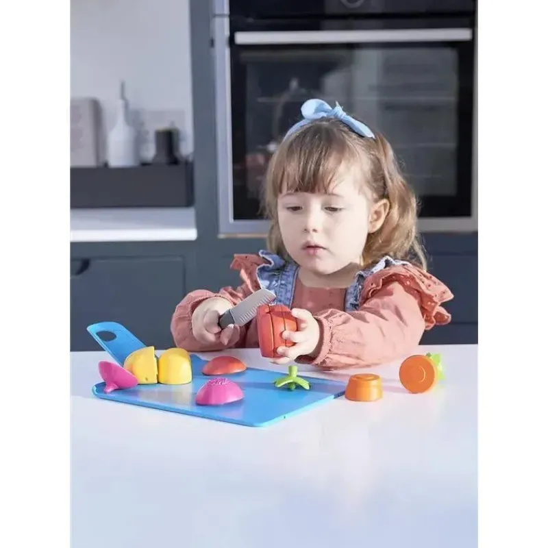 casdon__conjunto_de_tbua__SKUTsPYtNrz_4.webp Casdon Toys Casdon - Conjunto de tábua de cortar brinquedo Joseph Chop2Pot para crianças a partir de 3 anos, inclui comida cortável Sale