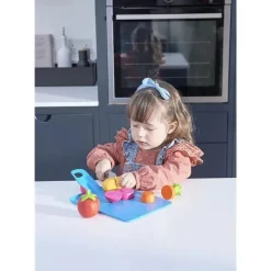 Casdon Toys Casdon - Conjunto de tábua de cortar brinquedo Joseph Chop2Pot para crianças a partir de 3 anos, inclui comida cortável Sale