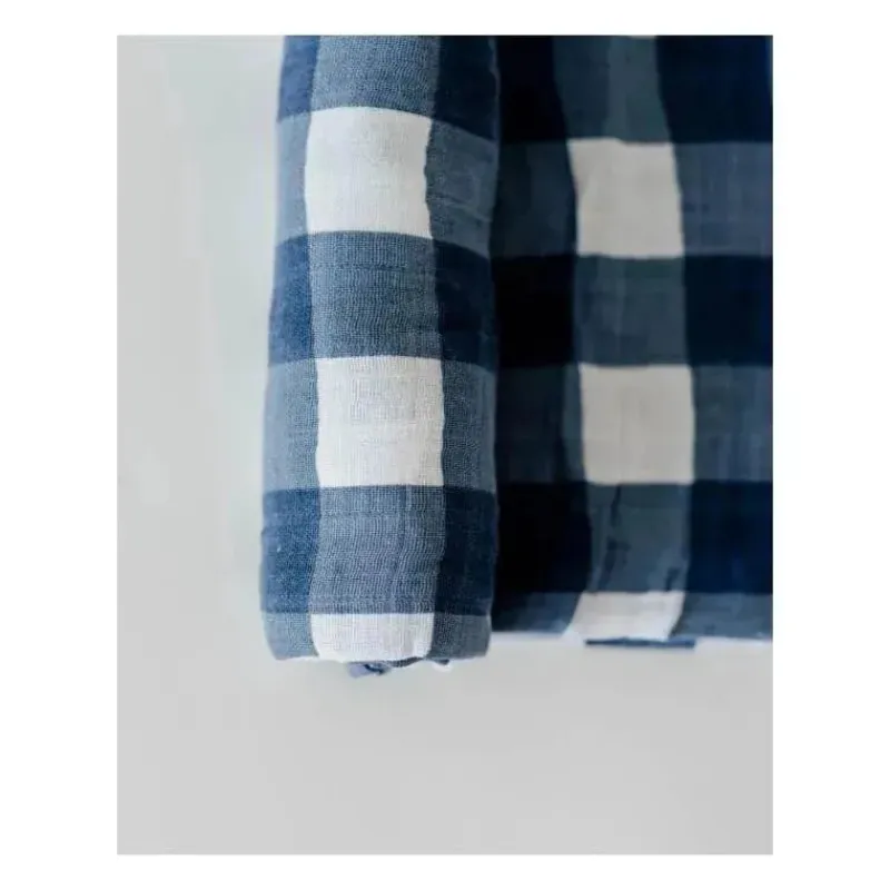 cobertor_de_musselina_de__SKUYa5eTqux_2.webp Little Unicorn Cobertor de musselina de algodão pequeno unicórnio simples - Jack Plaid Clearance