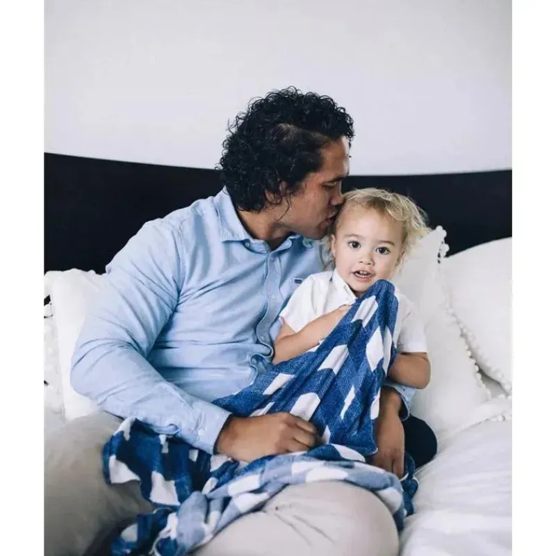 cobertor_de_musselina_de__SKUYa5eTqux_5.webp Little Unicorn Cobertor de musselina de algodão pequeno unicórnio simples - Jack Plaid Clearance
