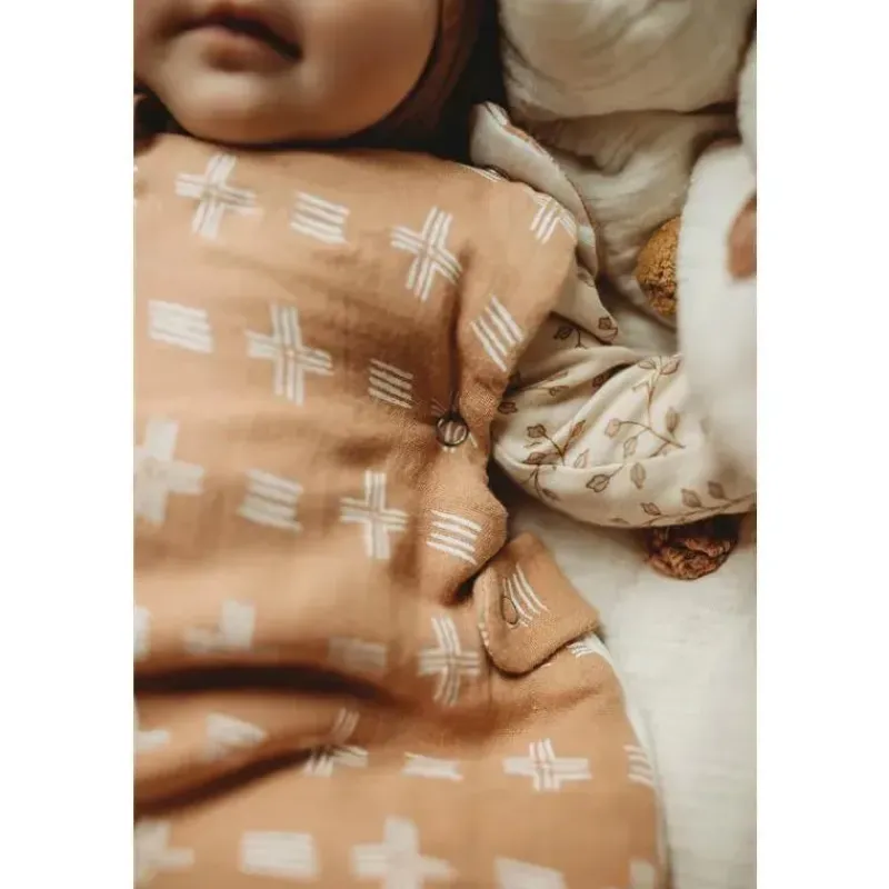 cobertor_vestvel_crane_ba_SKUpeoxnTv2_3.webp Crane Cobertor vestível Baby Ezra 0-9 meses Outlet