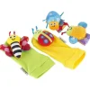Lamaze Conjunto localizador de pés e chocalho de pulso de 4 peças Gardenbug Fashion