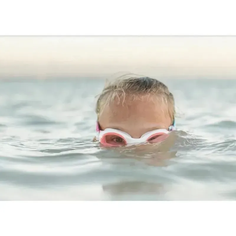 culos_de_natao_splash_pla_SKUomUXQtID_1.webp Splash Place Óculos de natação - divertidos, modernos, confortáveis, adultos e crianças, sereia magenta Discount
