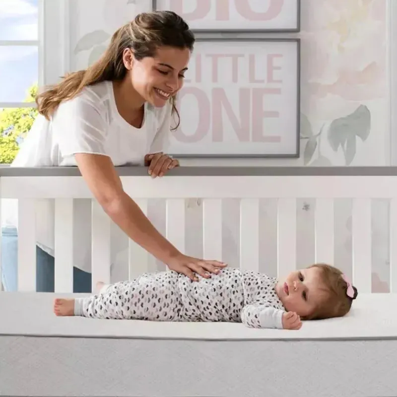 delta_children__bero_hbri_SKUjxHJ6l7I_3.webp Delta Children - Berço híbrido e colchão infantil Beautyrest Silver Special Edition Discount
