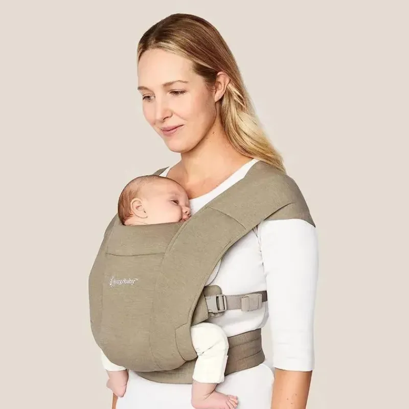 ergobaby__abrace_aconcheg_SKUplkwYumf_0.webp Ergobaby - Abrace Aconchegante e Suave Azeitona Fashion