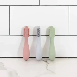 ezpz - Escova de dentes Baby-Led™ + Depressor de língua sensorial, pacote duplo, estanho Clearance