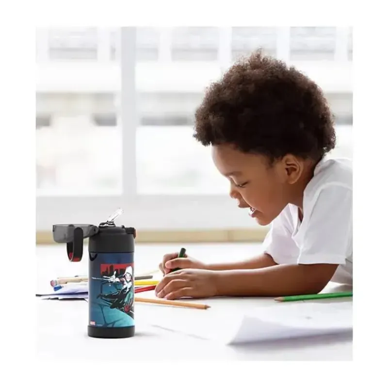 garrafa_trmica__garrafa_d_SKU7zmoRKDE_2.webp Thermos Garrafa térmica - Garrafa de aço inoxidável licenciada Funtrainer 12Oz, Homem-Aranha Discount