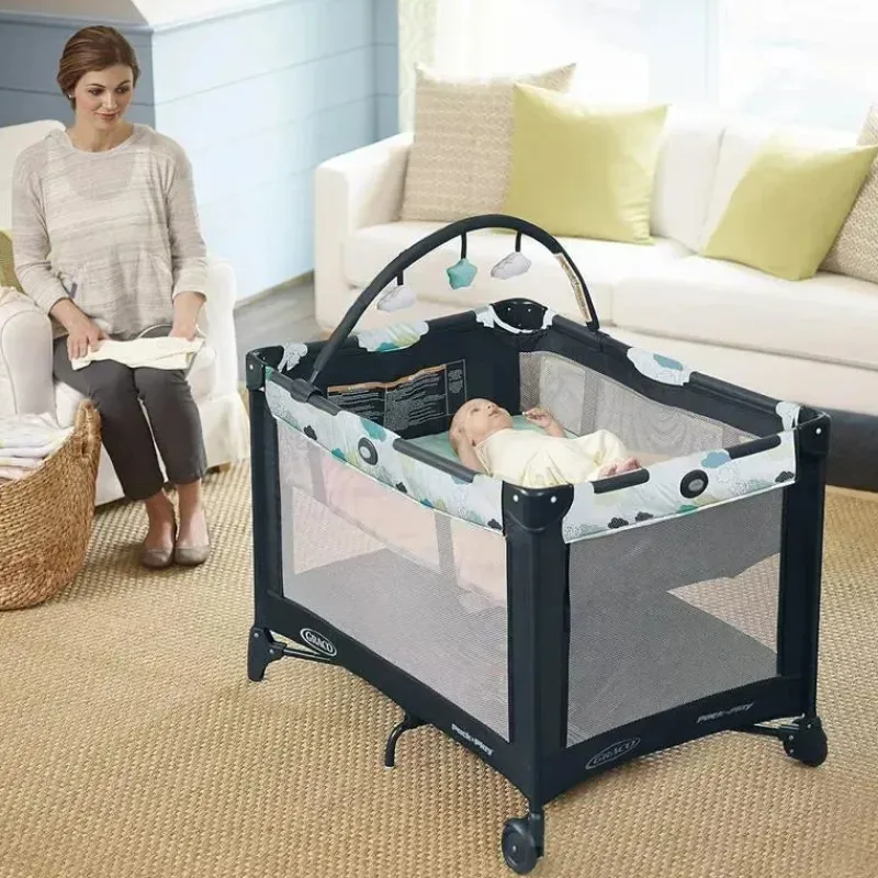graco__pack_n_play_no_pla_SKUJalckwBv_1.webp Graco - Pack 'n Play no Playard para viagem, Stratus Fashion