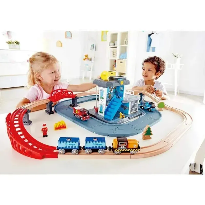 hape__caminho_de_bombeiro_SKUIXqnc8a2_2.webp Hape - caminhão de bombeiros com sirene Best