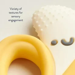 Itzy Ritzy - mordedor de silicone com alças fáceis de agarrar, banana Sale