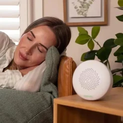 Ingenuity Kids II - Chupeta para bebês Pock-a-Bye e alto-falante Bluetooth, streaming de música Outlet