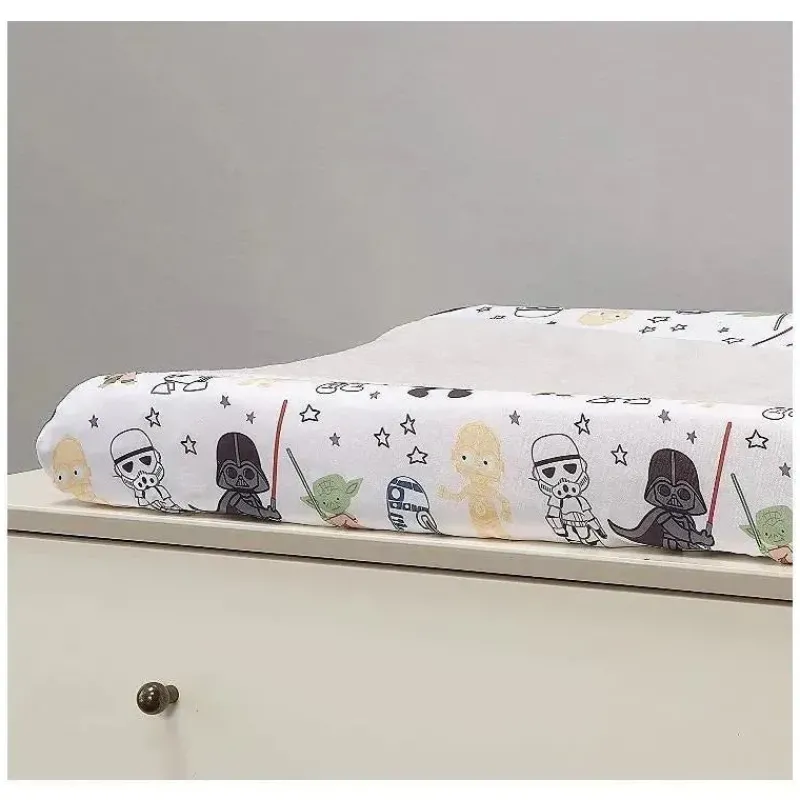 lambs_ampamp_ivy__capa_de_SKUsyiCkZ38_1.webp Lambs u0026 Ivy Lambs & Ivy - capa de trocador clássico de Star Wars New