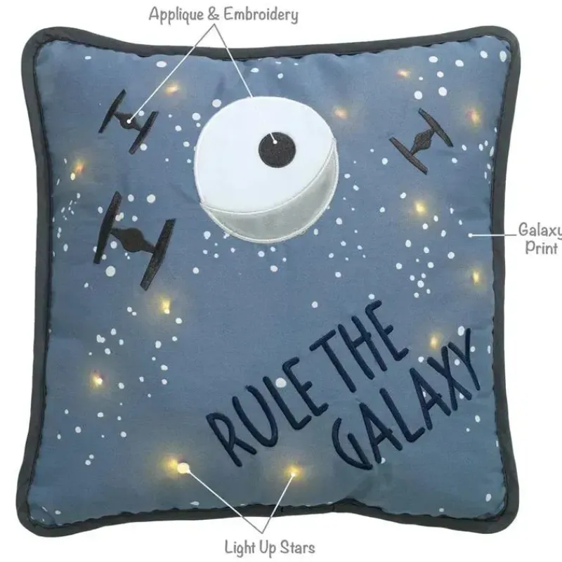 lambs_ampamp_ivy__light_u_SKUWmJq32JO_1.webp Lambs u0026 Ivy Lambs & Ivy - Light Up Pillow Galaxy, Stars Wars Millennium Falcon Outlet