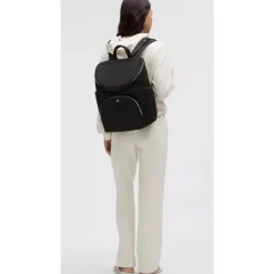 Lululemon - New Parent Backpack 17L - Black/Sheer Oak Clearance