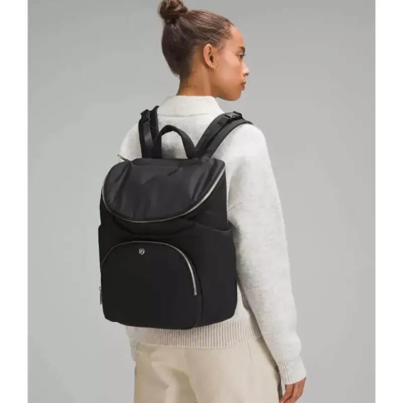 lululemon__new_parent_bac_SKUYfwng5ab_6.webp Lululemon - New Parent Backpack 17L, Black/Trench Outlet