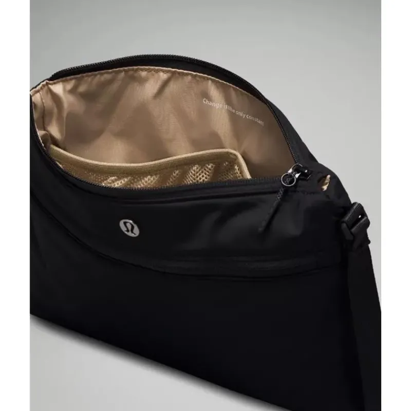 lululemon__new_parent_bac_SKUYfwng5ab_8.webp Lululemon - New Parent Backpack 17L, Black/Trench Outlet