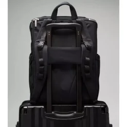 Lululemon - New Parent Backpack 17L, Black/Trench Outlet