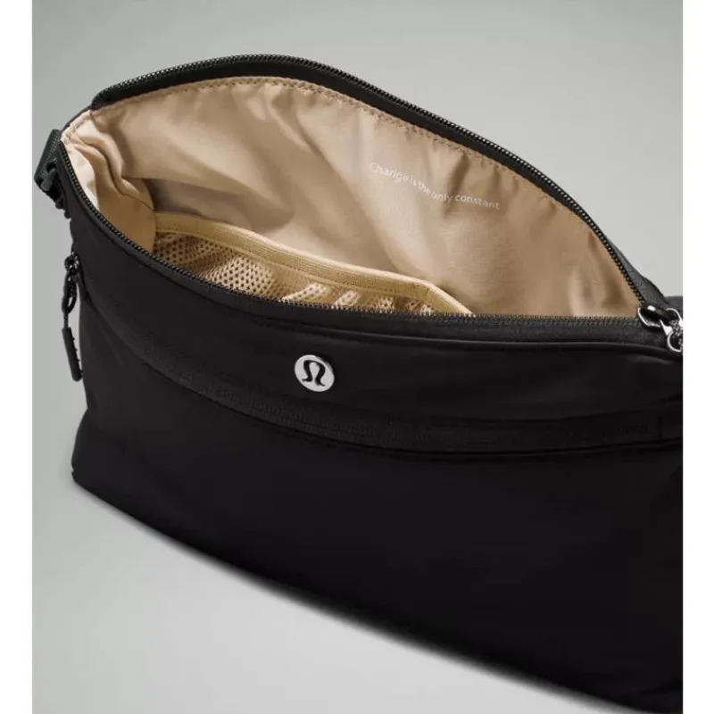 lululemon__new_parent_tot_SKUCn587qZq_7.webp Lululemon - New Parent Tote Bag 20L, Black/Silver Drop Outlet