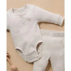 Pure Baby Macacão Henley de manga comprida - Baby Neutro Rib, Melange Trigo Clearance
