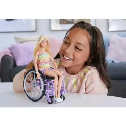 Mattel - Barbie Fashionista + Cadeira de Rodas Outlet