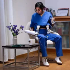 Medela - Bomba Tira Leite In Style com MaxFlow Dupla Elétrica New