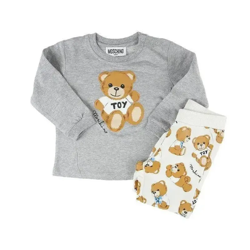 moschino_baby__conjunto_d_SKUtQYEpa7P_0.webp Moschino Baby - Conjunto de camiseta com calça com estampa de urso, cinza Discount