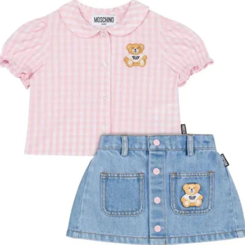 moschino_baby__girl_short_SKULLlGDVHC_0.webp Moschino Baby - Girl Short Sleeve Gingham Blouse Bear Patch Denim Skirt Clearance