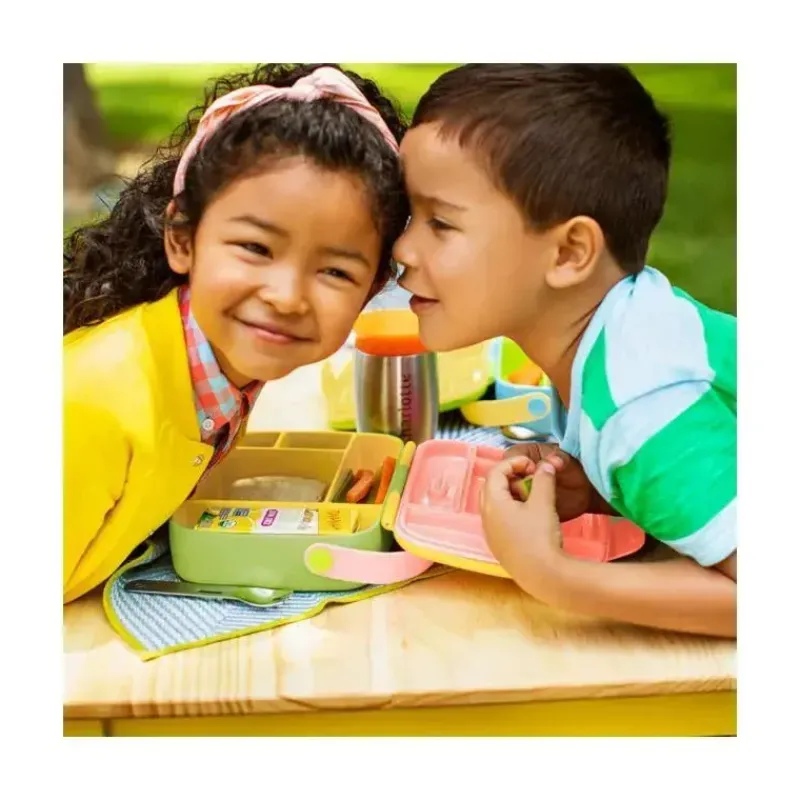munchkin__lancheira_bento_SKUVLZlU5A0_3.webp Munchkin - Lancheira Bento com Utensílios de Aço Inoxidável (Amarelo e Rosa) Clearance