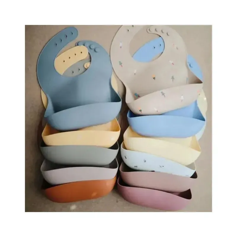 mushie__babete_de_silicon_SKUBrKTLTbL_1.webp Mushie - Babete de silicone para bebê - Marmota Fashion