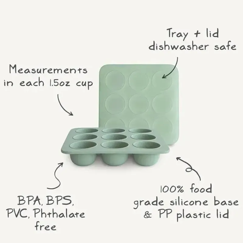 mushie__bandeja_de_silico_SKU70UAehBP_5.webp Mushie - Bandeja de silicone para freezer de comida para bebê com tampa, 9 xícaras de 1,5 onças, Tradewinds Online