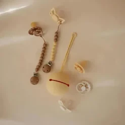 Mushie - Clipe de chupeta de bebê 100% silicone sem BPA, Hera Faux Wood Discount