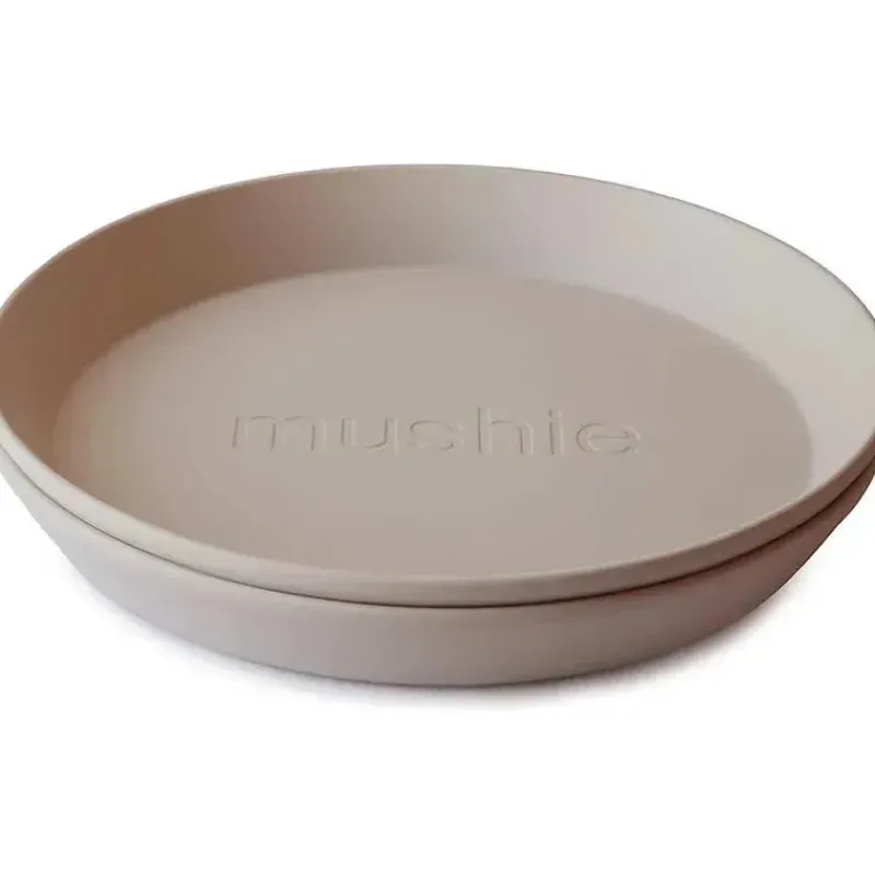 mushie__conjunto_de__prat_SKUttvrFnEl_0.webp Mushie - Conjunto de 2 pratos de louça redondos, baunilha New