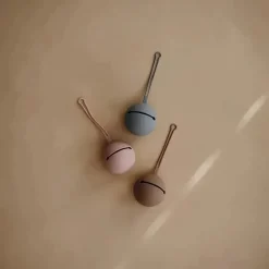 Mushie - Estojo porta-chupeta de silicone (pedra) Online