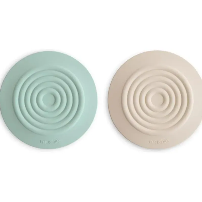 mushie__silicone_drain_st_SKU23vI2Hcg_0.webp Mushie - Silicone Drain Stopper 2-Pk, Cambridge Blue/Shifting Sand Hot