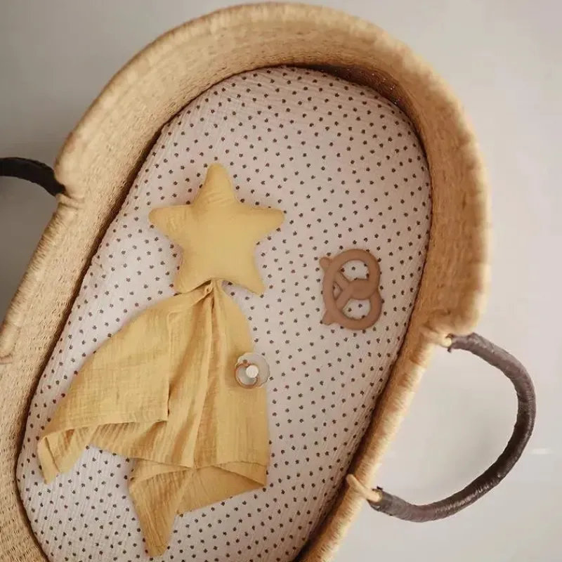 mushie_lovely_cobertor_es_SKUSs543nTw_3.webp Mushie Lovely Cobertor Estrela Lovey - Amarelo Outono Hot