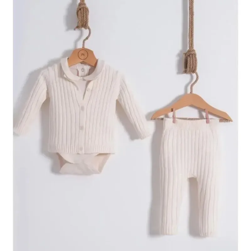 nipperland__conjunto_de_m_SKUr66Ki9XG_0.webp Nipperland - Conjunto de malha creme/branco contemporâneo Best