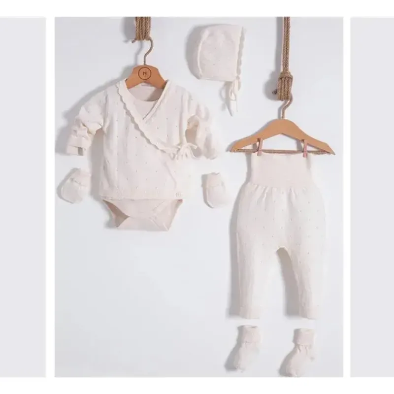 nipperland__conjunto_de_t_SKUnv7CJqw5_0.webp Nipperland - Conjunto de tricô para bebê chegando em casa creme Clearance